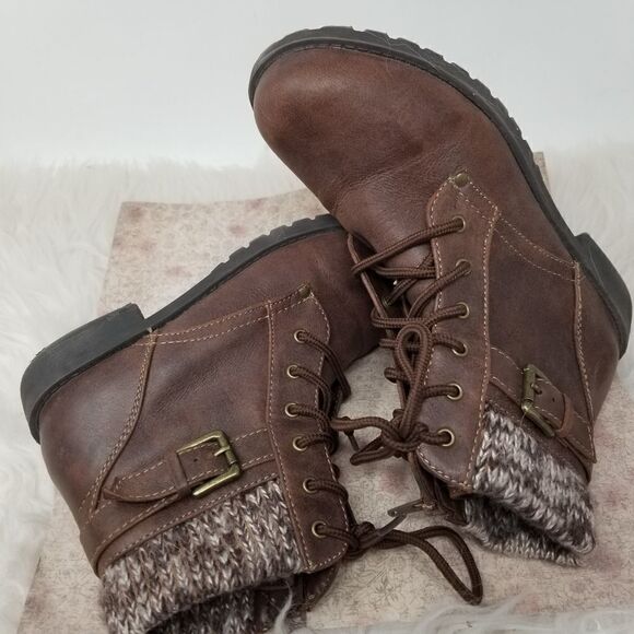 American Eagle Brown Fabric Upper. Size 4. - Picture 6 of 10